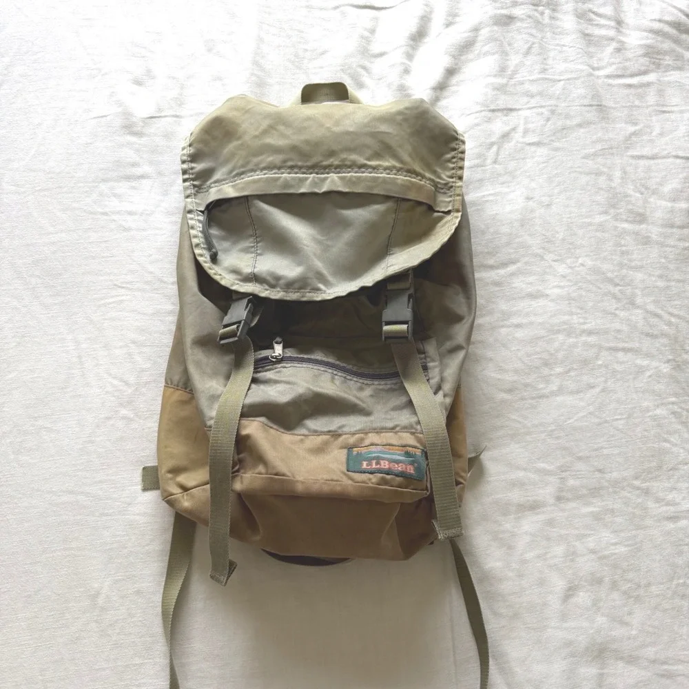 Vintage 80's LL Bean Rucksack Backpack Olive Green Tan Nylon Korea LLB 0760 Mens